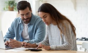 Лек ръст на разходите на домакинствата през 2024 г